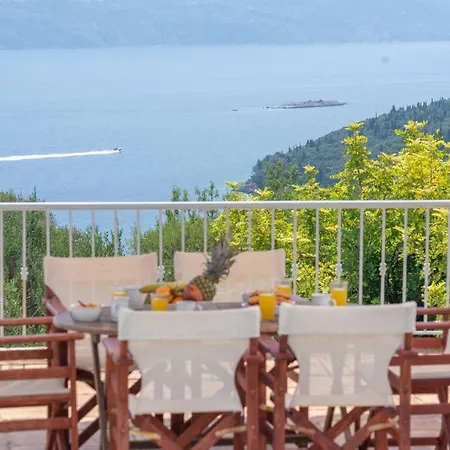 Pelagos Villa Tselendáta